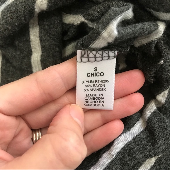 (4 for $5) Gray & White Striped Loose Top - Picture 5 of 5